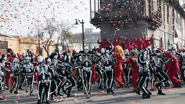 画像2: (C) 2016 SATORI FILMS, LE SOLEIL FILMS Y LE PACTE photo:(C)Pascale Montandon-Jodorowsky