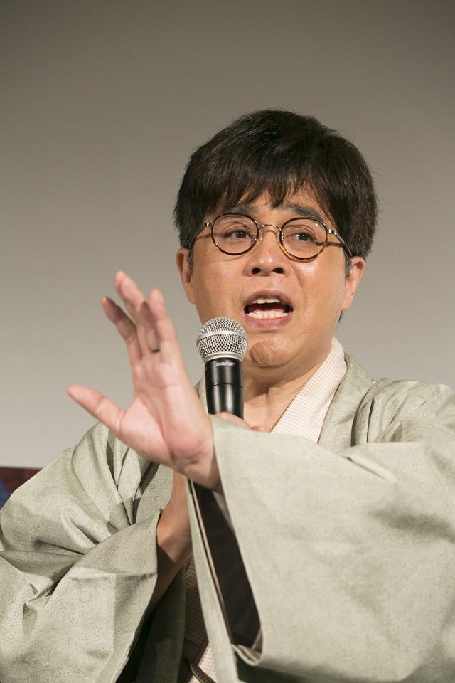 画像: ●立川志らく氏 プロフィール 1963年生まれ、東京都出身。1985年立川談志に入門、1988年二つ目昇進、1995年真打昇進。現在弟子20人を抱える大所帯。落語家、映画監督(日本映画監督協会所属)、映画評論家、エッセイスト、昭和歌謡曲博士、劇団主宰、さらにはTVコメンテーターのレギュラーと幅広く活動。多数の映画コラムを寄稿、中でもキネマ旬報は「立川志らくのシネマ徒然草」を20年以上連載し続けている。また映画を落語にした独自の「シネマ落語」を創り上げ、これまでに70本以上の作品を口演、幅広い世代から支持をうけている。そんな映画への造詣が深い立川志らくが、映画の原点となる本作の日本語ナレーションを担当することとなった。