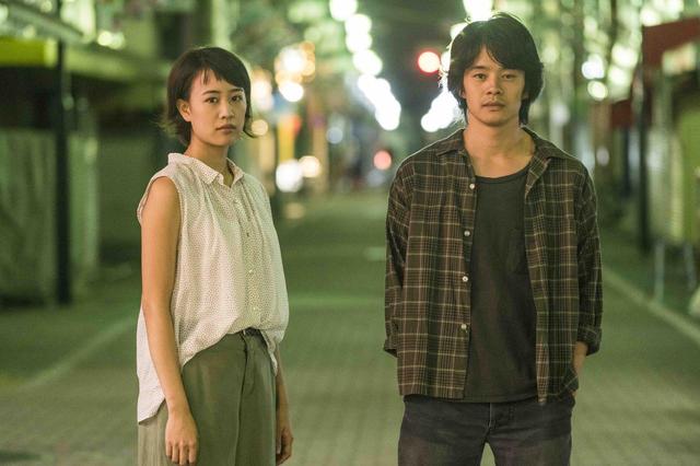 画像4: (C) 2017「映画 夜空はいつでも最高密度の青色だ」製作委員会