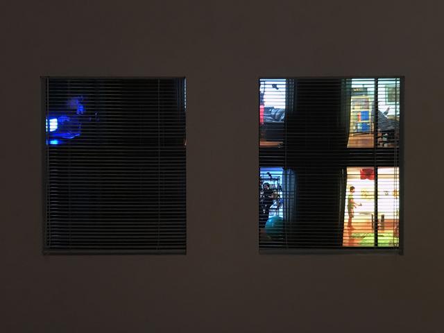 画像: 《眺め》 The View 1997/2017 12 チャンネル・ビデオ・インスタレーション、プロジェクター 12 channel video installation, projector サイズ可変| Dimensions variable 各約10 分(ループ) approx. 10 min. each (loop) photo©cinefil:ms