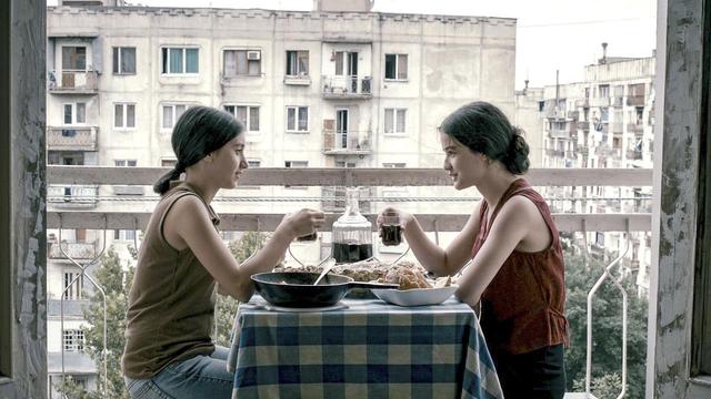 画像2: 世界の映画祭で30もの受賞をした『花咲くころ』