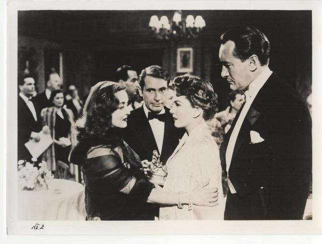 画像: All About Eve © 1951 Twentieth Century Fox Film Corporation. Renewed 1979 Twentieth Century Fox Film Corporation. All rights reserved.