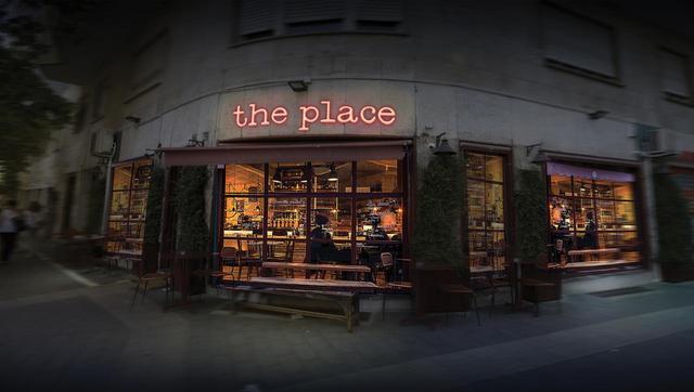 画像: 『ザ・プレイス』 The Place (監督:パオロ・ジェノヴェーゼ)/105 分