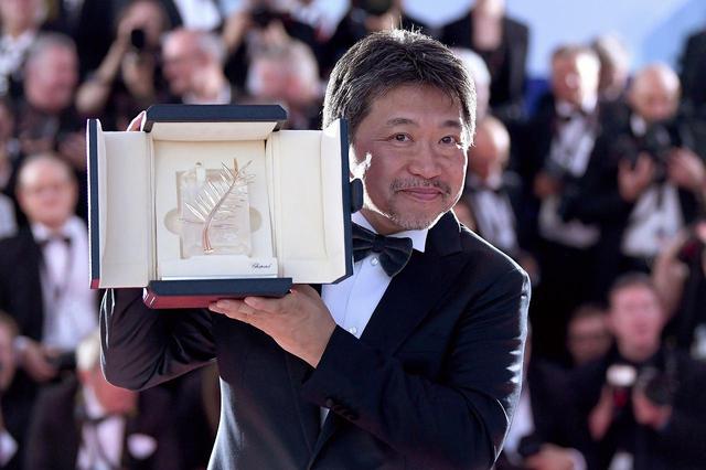 画像: 受賞での是枝監督の登壇コメント動画