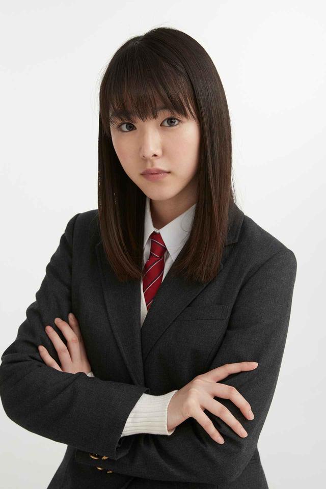 画像: 国内外からの注目の女優 唐田えりか!井口 昇監督『覚悟はいいかそこの女子。』でクールビューティーな女子高生役のヒロインを演じ中川大志と共演!