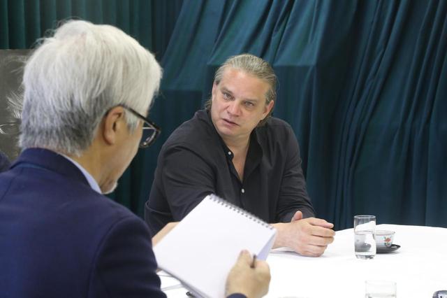 画像: フロリアン・ヴァイゲンザマー監督