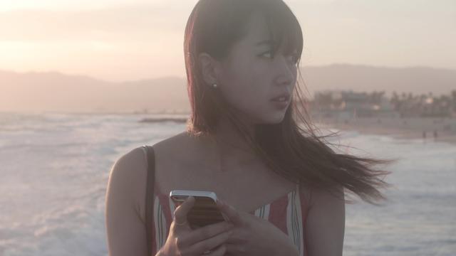 画像: 「Again」より。