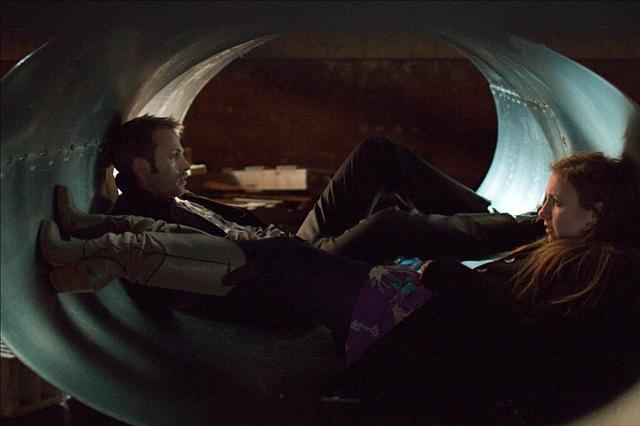 画像2: 若干24歳でSXSW 映画祭でグランプリ! 注目の女性クリエイター、レナ・ダナムの初劇場作『タイニー・ファニチャー』
