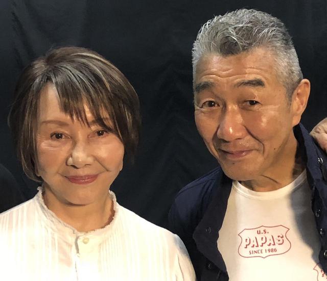 画像: 渡辺美佐子と松元ヒロ