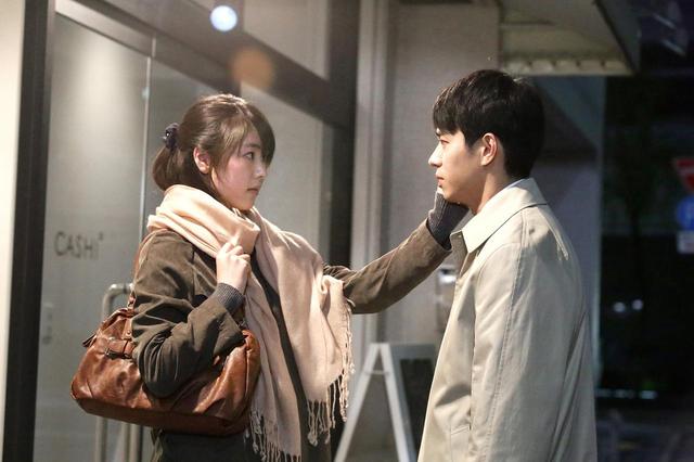 画像: ©2018 映画 「寝ても覚めても」製作委員会/ COMME DES CINÉMAS
