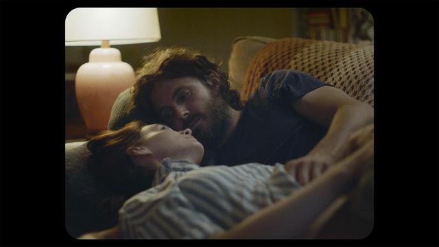 画像1: A24発!ケイシー・アフレック×ルーニー・マーラ共演『A GHOST STORY/ア・ゴースト・ストーリー』の美しくも、どこか切ない6枚の場面写真解禁!