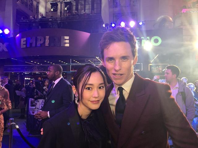 画像: 公式アンバサダー桐谷美玲エディ・レッドメインと夢の対面