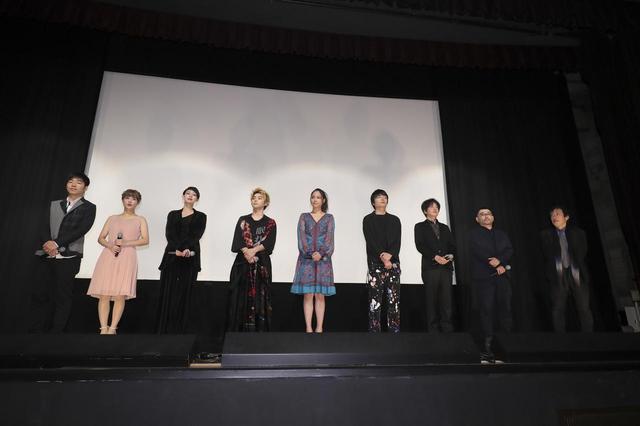 画像1: 日程 11月17日(土) 場所 テアトル新宿 登壇者 村上虹郎さん、広瀬アリスさん、リリー・フランキーさん、 日南響子さん、新垣里沙さん、岡山天音さん、後藤淳平さん、 中村文則さん、武正晴監督さん、奥山和由さん