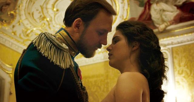 画像2: 今回解禁になった禁断の肉食略奪情事シーン他小悪魔映像3シーン