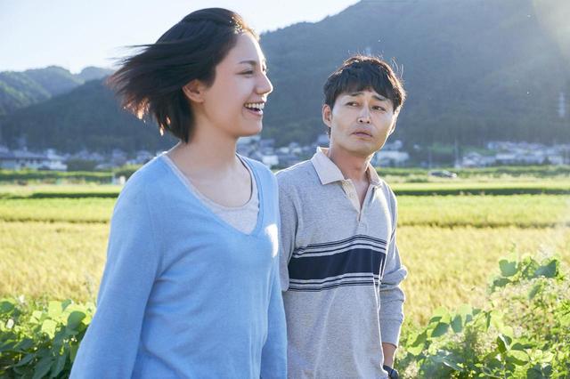 画像1: ©宮川サトシ/新潮社 ©2019「母を亡くした時、僕は遺骨を食べたいと思った。」製作委員会