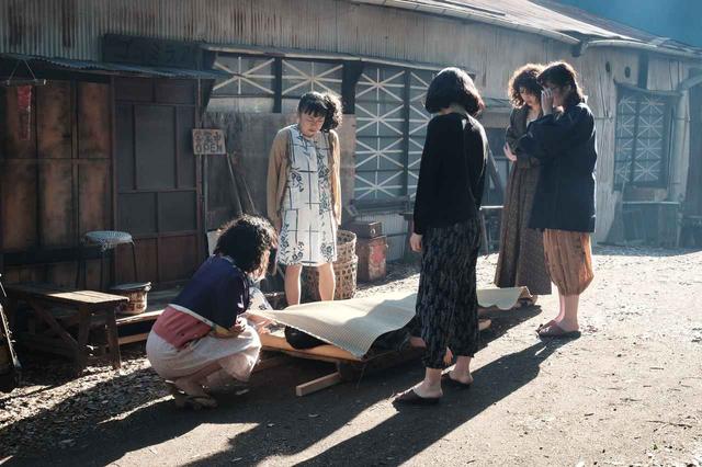 画像5: (C)セブンガールズ映画化実行委員会/劇団前方公演墳