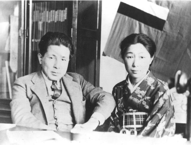 画像: 新婚当時_東和商事にて