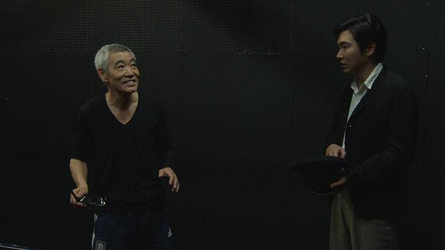 画像: サミュエル・ベケットの不条理劇に挑む柄本佑・時生兄弟--そして父 柄本明を演出に加え再び挑戦する姿を撮った『柄本家のゴドー』