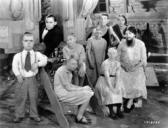 画像: 『フリークス』(1932/アメリカ映画/64 分(オリジナル版 90 分)/35 ミリ) 監督:トッド・ブラウニング 出演:ハリー・アールズ、ウォーレス・フォード、オルガ・バクラノヴァ