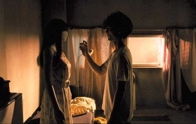 画像2: ©2019映画「アンダー・ユア・ベッド」製作委員会