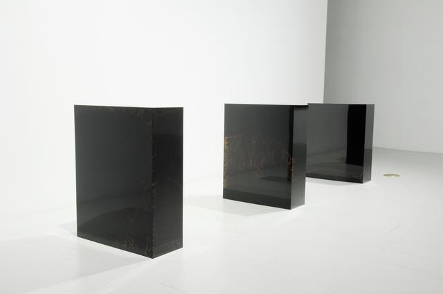 画像: 岡 知代 Oka Tomoyo ギャルリー東京ユマニテ Galerie Tokyo Humanité 1986 山口県生まれ 2015 金沢美術工芸大学大学院美術工芸研究科博士後期課程工芸領域漆芸分野修了