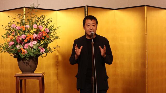 画像1: 【第37回川喜多賞贈賞式概要】 ★日時:7月26日(金)18:00~ ★会見場所:東京會舘クインス(千代田区丸の内3丁目2−1) ★登壇:市山尚三プロデューサー、ジャ・ジャンクー監督 ★通訳:樋口裕子氏