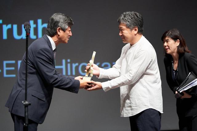 画像1: <Gala Presentation部門 公式会見>