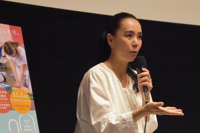 画像: 河瀨直美監督