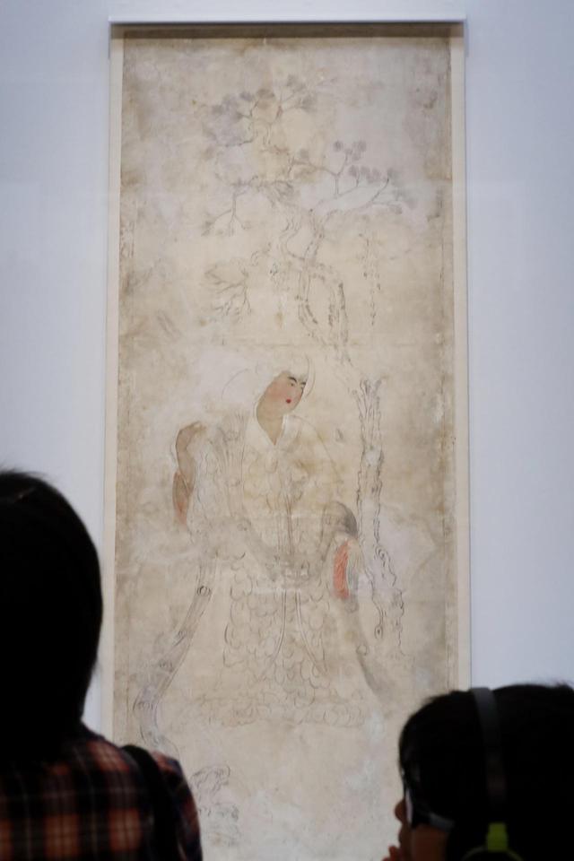 画像: 「鳥毛立女屏風」 奈良時代 天平勝宝4年から8年(西暦752-756)の間に成立 第2扇 正倉院宝物 【奈良国立博物館「第71回 正倉院展」】