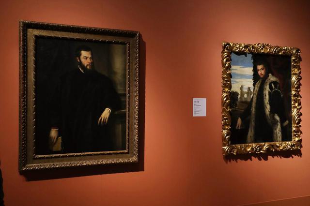 画像: イタリア・ルネサンス絵画の蒐集も皇帝の文化的権威を高めた ティツィアーノ(左)とヴェロネーゼ(右)