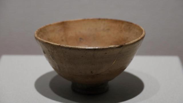 画像: 井戸茶碗 銘「瀬田」 朝鮮時代 慈照寺蔵