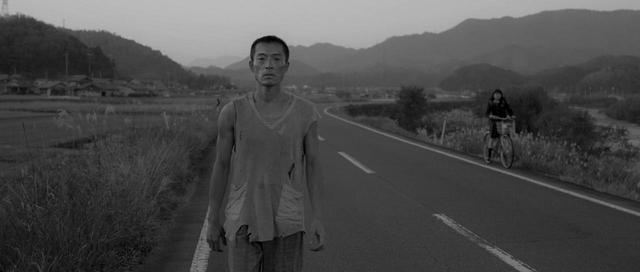 画像2: 快挙!自主制作で"タリン・ブラックナイト映画祭"日本映画初となるグランプリ!アンシュル・チョウハン監督、円井わん主演の『KONTORA-コントラ』