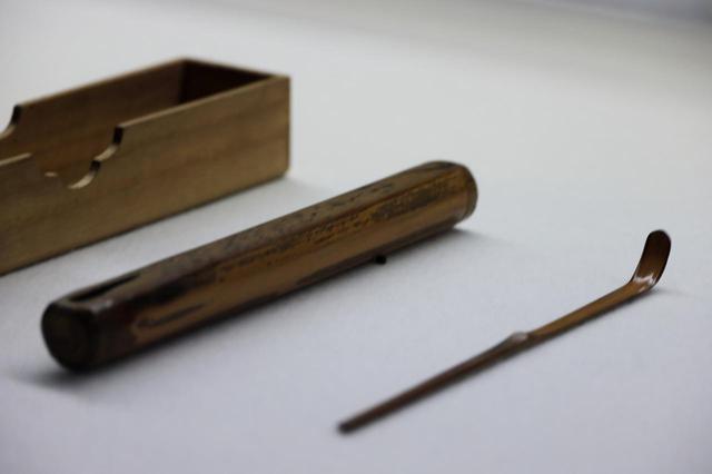 画像: 小堀遠州 竹茶杓 銘「さらさ」 江戸時代 慈照寺蔵