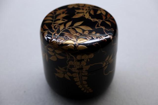 画像: 嵯峨蒔絵藤の絵棗 堅叟宗守在判 桃山時代 鹿苑寺蔵