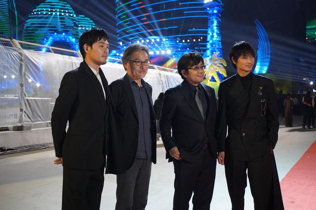 画像: 黒沢清監督と交えて