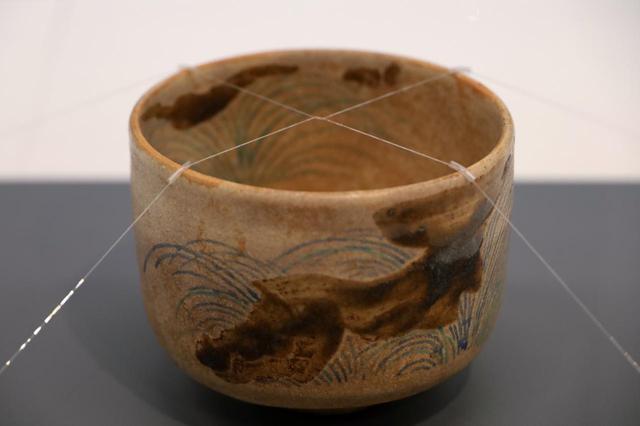 画像: 野々村仁清 色絵薄絵茶碗 江戸時代17世紀 北三井家旧蔵
