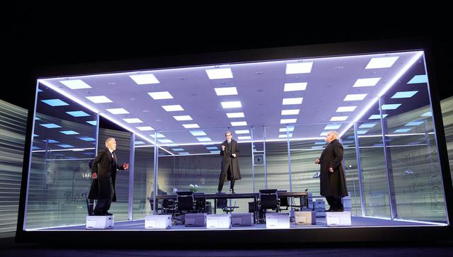 画像2: © NTL 2019 The Lehman Trilogy - Simon Russell Beale, Ben Miles and Adam Godley. Photo by Mark Douet