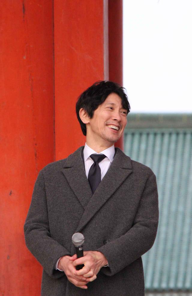 画像3: 『嘘八百 京町ロワイヤル』大ヒット祈願イベント 概要 ■日時:1 月 25 日(土)16:30~17:00 ■場所:平安神宮(京都市左京区岡崎西天王町 97) ※応天門前にて野外イベント ■登壇者(予定):中井貴一、佐々木蔵之介、広末涼子