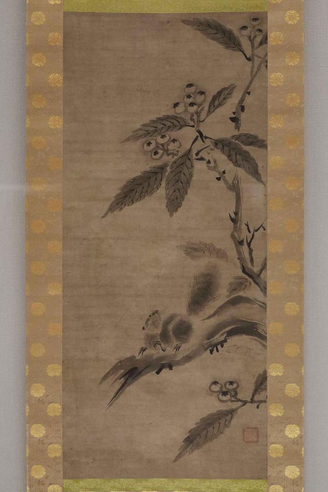 画像: 枇杷栗鼠図 天山印 室町時代 慈照寺蔵