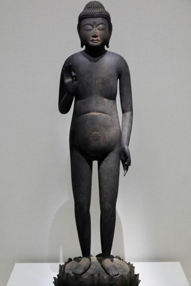 日本の仏像スタイルの人形二体 楽天市場】＜2体セット＞木彫仏像 阿弥陀如来 脇侍 一対 観音