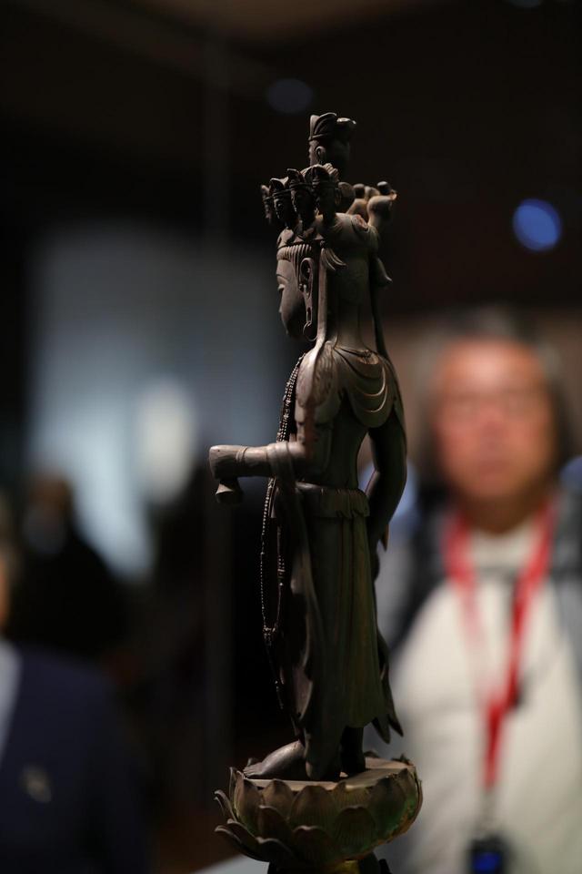 画像: 十一面観音菩薩立像 中国・唐時代7世紀 東京国立博物館 重要文化財