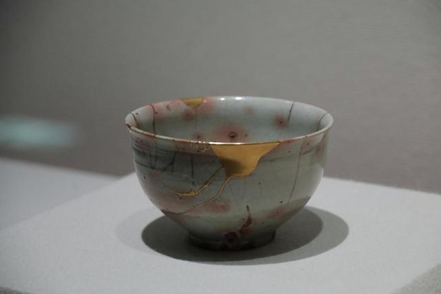 画像: 熊川堅手紅葉手茶碗 銘「清泉」 箱書・片桐石州 松永耳庵旧蔵 朝鮮時代 鹿苑寺蔵