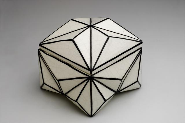 画像: パヴェル・ヤナーク 《クリスタル(結晶)型小物入れ》 1911年 チェコ国立プラハ工芸美術館蔵
