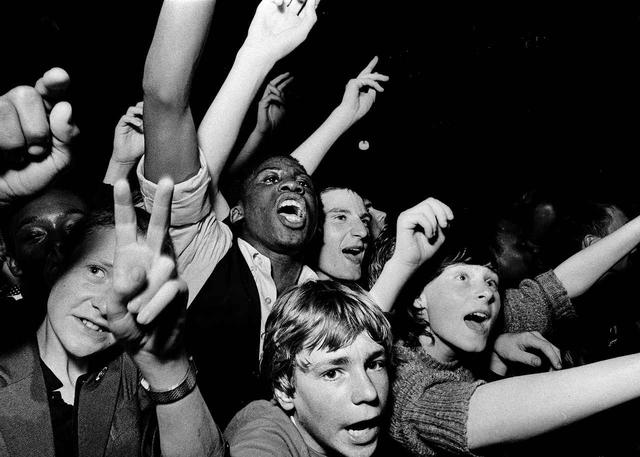 画像2: photograph by Syd Shelton
