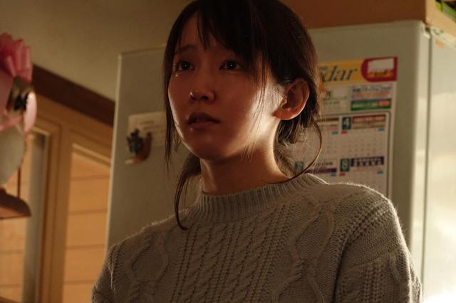 画像: 吉岡里帆 ©2020「泣く子はいねぇが」製作委員会