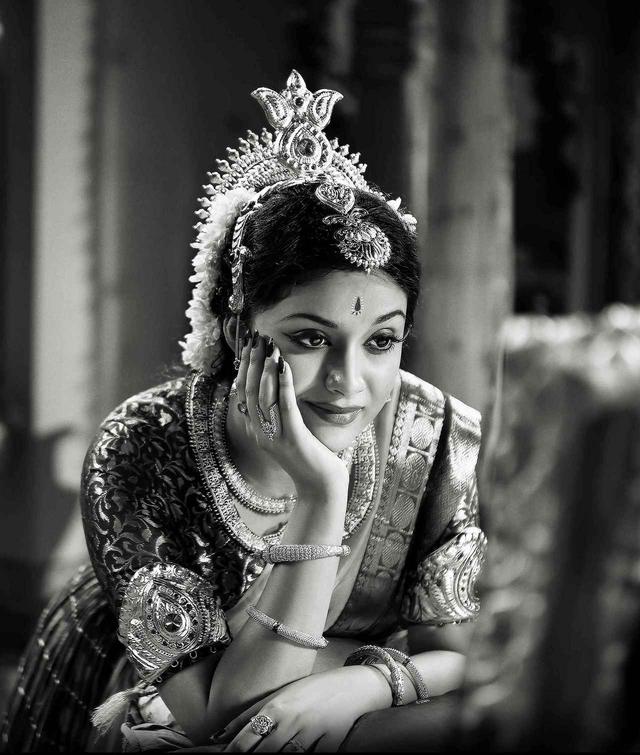 画像: 『伝説の女優 サーヴィトリ』 (原題:NADIGAIYAR THILAGAM / 2018年/タミル語) ※日本初上映
