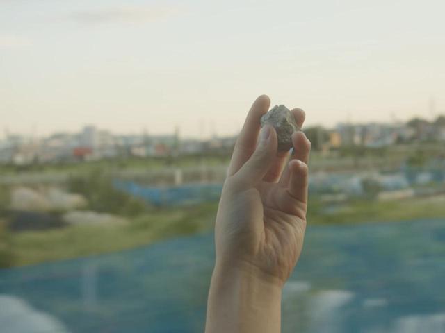 画像8: 調和と不調和を紡ぐ俳優たち