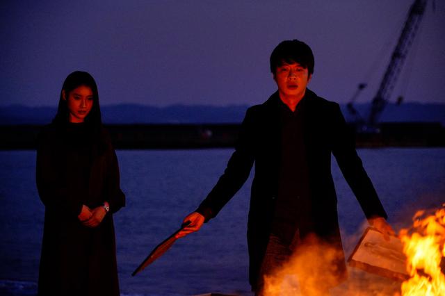 画像: 場面写真サブ8 ©️2021「哀愁しんでれら」製作委員会