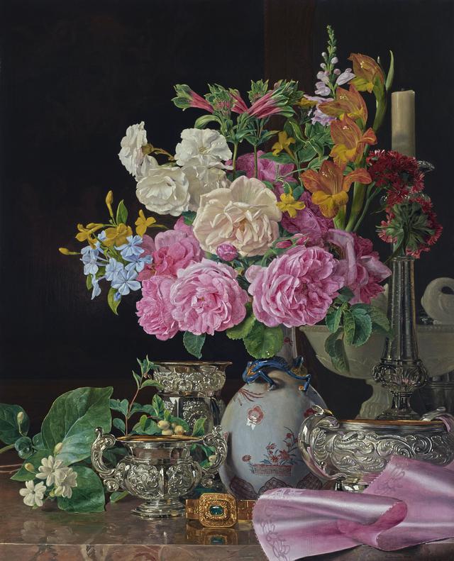 画像: フェルディナント・ゲオルク・ヴァルトミュラー 《磁器の花瓶の花、燭台、銀器》 1839年、油彩・板 © LIECHTENSTEIN. The Princely Collections, Vaduz-Vienna