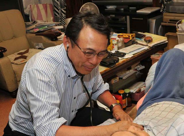 画像2: (c)「けったいな町医者」製作委員会
